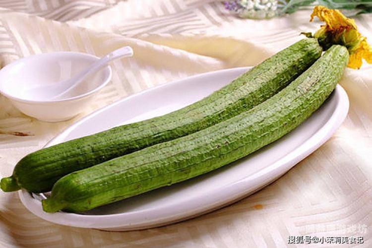 草莓香蕉榴莲丝瓜十八岁可以吃吗草莓香蕉榴莲丝瓜，十八岁可以吃吗？全面解析青少年饮食水蜜桃在线播放
