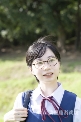 亚洲制服师生无码中文现象解析，文化、教育与社会影响