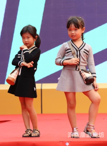 五月天婷婷开心四虎，一场音乐与友情的完美碰撞