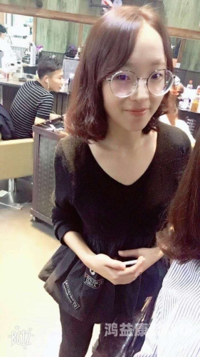 中字幕人妻一区二区，深入解析其背后的文化现象与影响无人区乱码1区2区3区在线