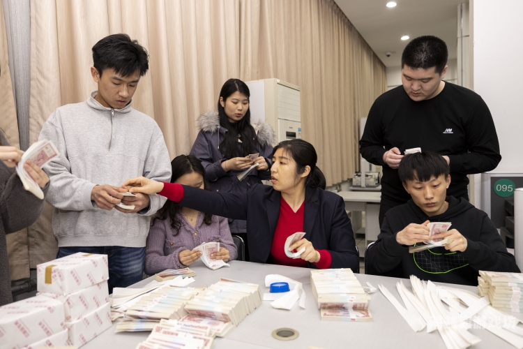 97国产婷婷综合，回顾经典，展望未来