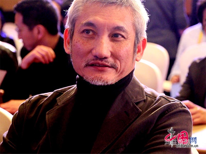 探讨人妻题材在日本与香港三级电影中的文化差异与艺术表达日本香港三节经典