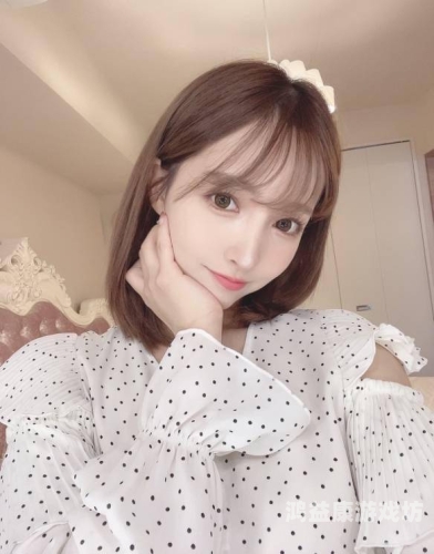 三上悠亚在线亚洲网站，揭秘其影响力与粉丝文化