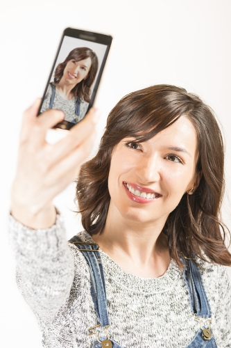 自偷自拍亚洲首页av自偷自拍现象在亚洲的兴起与影响，从隐私到社会文化的深度解析