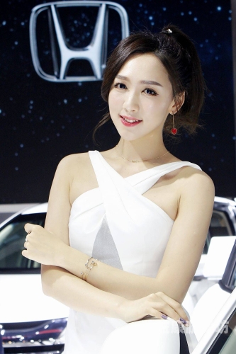 探索亚洲成人内容市场，一区二区的少妇精品趋势分析少妇精品亚洲一区二区成人_极品美乳