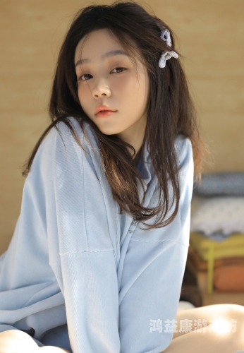 精品综合久久久久久99探索精品综合久久久久久99背后的文化现象与市场趋势