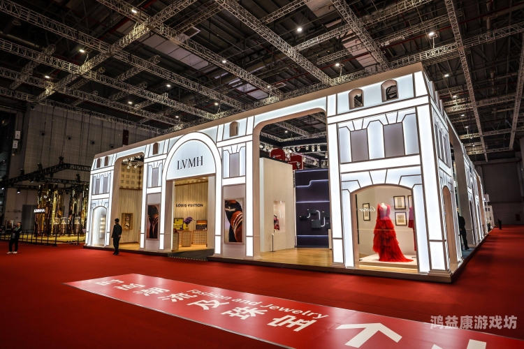 欧洲亚洲精品欧洲与亚洲精品文化交融，探寻东西方美学的独特魅力