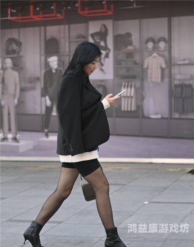 人妻丝袜另类欧美偷拍视频网络偷拍现象频发，如何保护个人隐私安全？