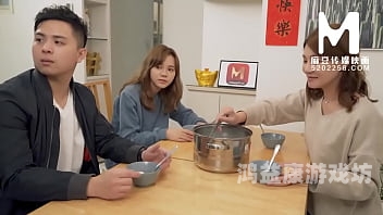 ---麻豆国产av正在播放