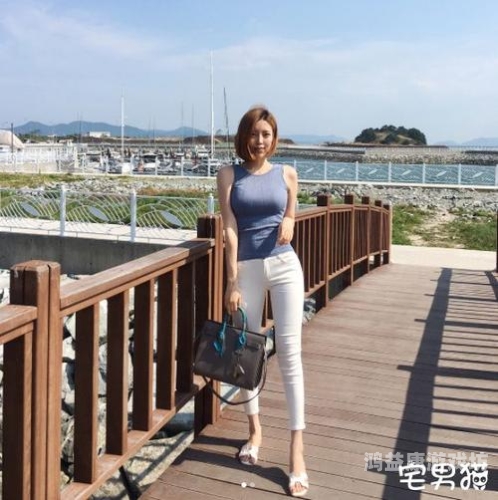 日韩人妻有码精品专区，探索性内容与市场趋势