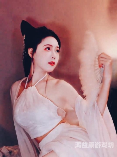 国产大尺度美艳佳人引爆网络热潮