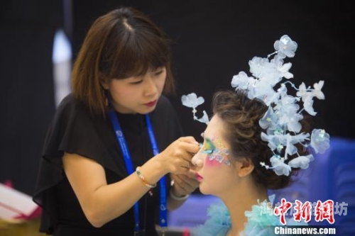 亚洲另类在线观看，探索多元文化下的视觉盛宴亚洲另类在线观看ts