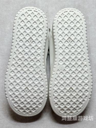 女自慰免费观看网站，探索隐私与自由边界女生穿小白鞋踩男生的重要部位