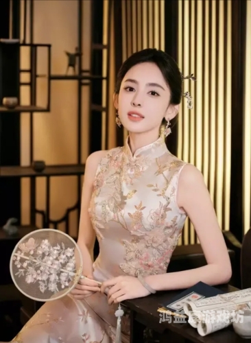 井欧美俄罗斯风情美女出街，高挑白人韵味令人倾倒