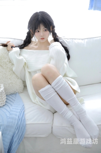 极品人妻短裙少妇美腿潮喷，揭秘网络热议的时尚故事极品人妻短裙少妇美腿潮喷网站