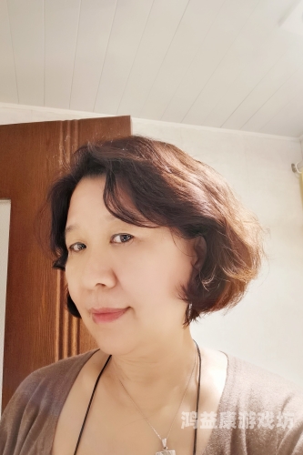 豊满六十路熟女老太婆，魅力四溢的都市传奇六十路婆孙