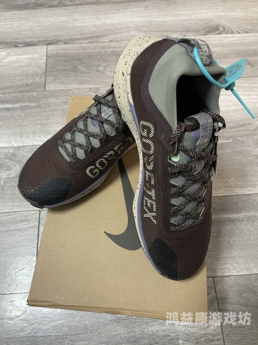 超碰青青操，潮流新风尚引领者成品视频nike1688源码