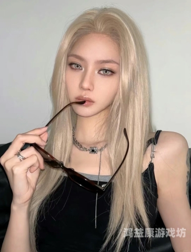 大胸美女资讯，时尚与魅力并存大胸襟舞蹈视频